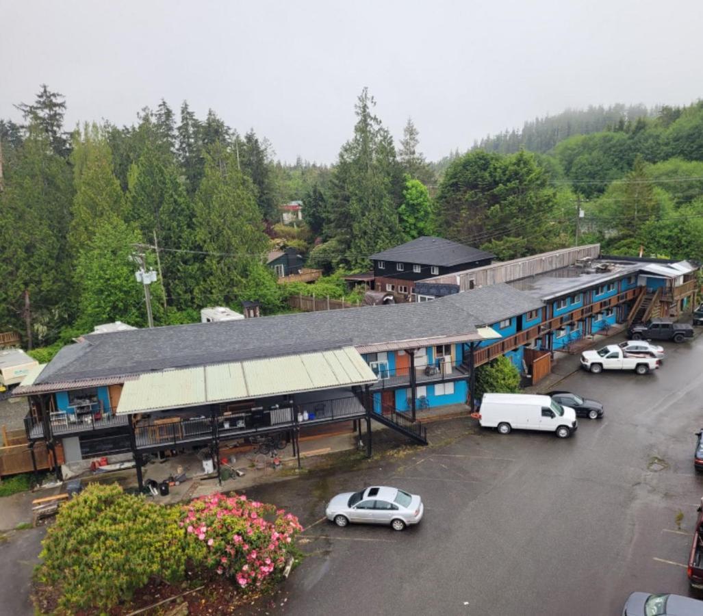 Meares Vista Inn Tofino Exterior foto